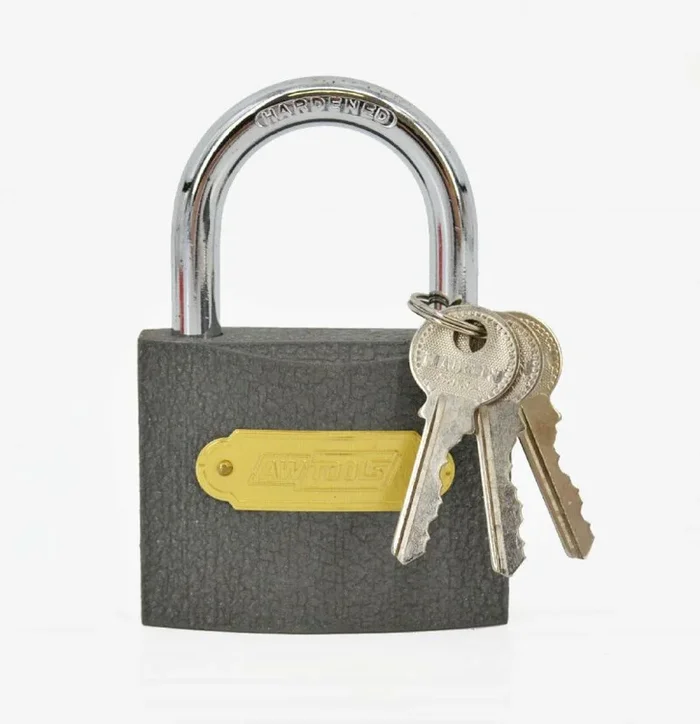 AWTOOLS – Candado de hierro fundido 32mm, ideal para seguridad de puertas y cerraduras, diseño resistente, alta durabilidad, fácil de usar, perfecto para uso doméstico y profesional.