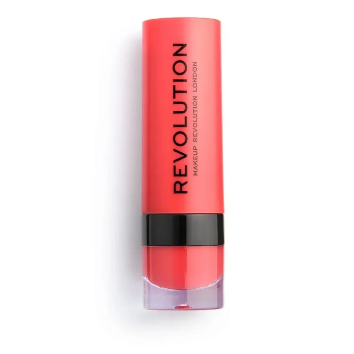 Barra de labios cremosa mate / Makeup Revolution / Tono 130 Decadence, fórmula vegana, acabado intenso y duradero, 3 g