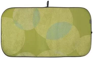 Brabantia – Alfombra para Planchar – Resistente al Calor – Material Elástico de 6 Capas – Compacta – Base Antideslizante – Manta de Planchar – Esenciales para la Lavandería – Calm Green – 65 x 120 cm