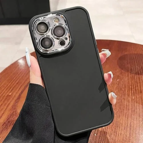 Caja de Teléfono para iPhone 13 Pro con Marco de Lente Galvanizada y Película de Lente (Negro)
