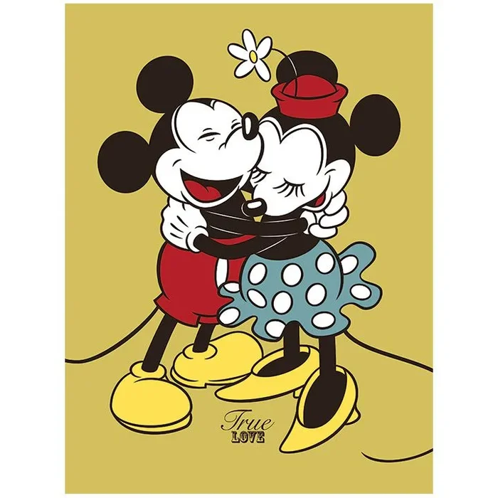Canvas Pyramid International Mickey and Minnie True Love 30X40