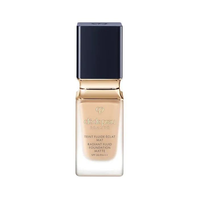 Clé de Peau Beauté base líquida radiant matte O10 con SPF 25, acabado natural, protección solar, 30 ml, para una piel radiante y uniforme.