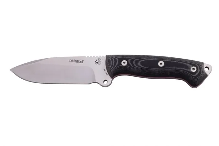 Cuchillo de Supervivencia CELTIBERO 2.0 enterizo J&V con mango Micarta Negra, hoja de 12,5 cms y Funda negra de piel, Herramienta de Camping para Pesca, Caza, Actividad Deportiva
