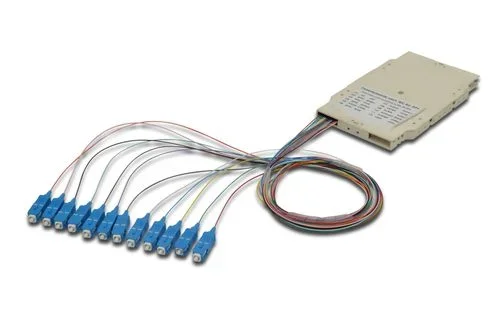 Digitus Caja de empalme de 12 fibras, premontada, SC, OM3