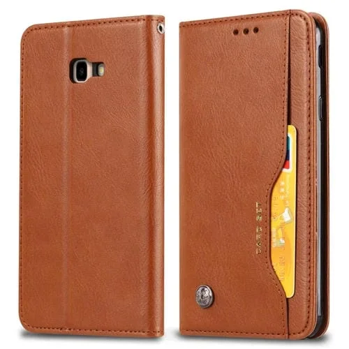 Funda de Cuero Knead Skin Texture para Galaxy J4 + con Tapa Horizontal, Marco de Fotos, Soporte, Ranuras para Tarjetas y Billetera (Marrón)