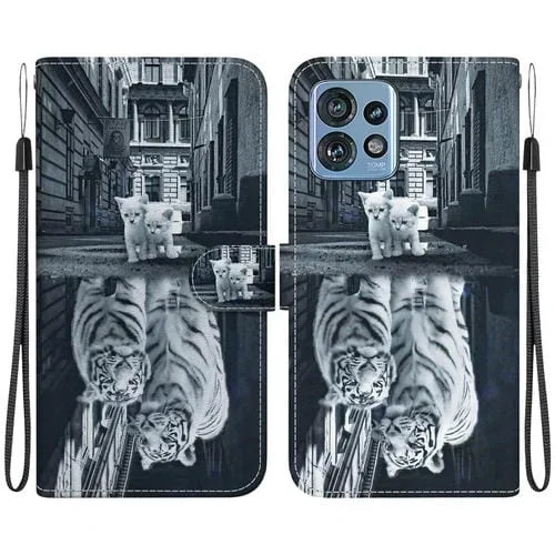 Funda de Cuero Motorola Edge 40 Pro con Dibujo Coloreado y Textura de Cristal (Reflejo de Tigre Gato)