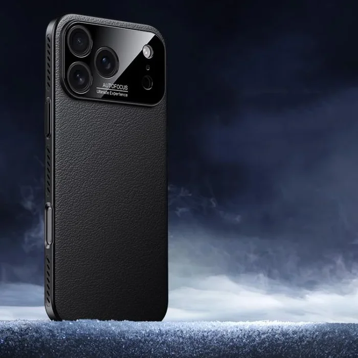 Funda híbrida de PC de cuero liso con protección suave y refrescante para iPhone 17 Pro Max (negro)