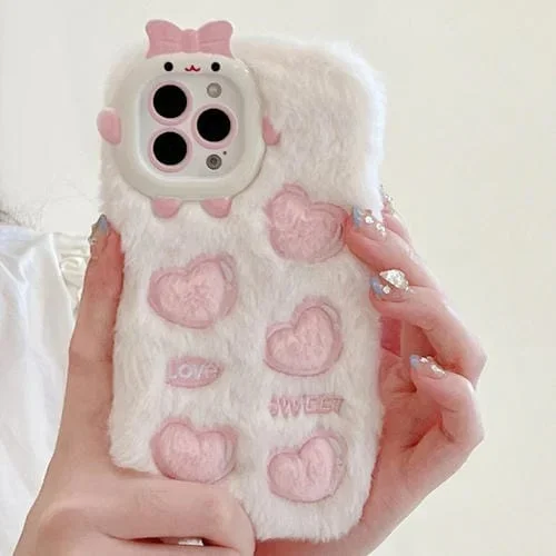 Funda TPU con Bordado de Felpa para iPhone 13 Pro Max (Corazón Rosa Beige)