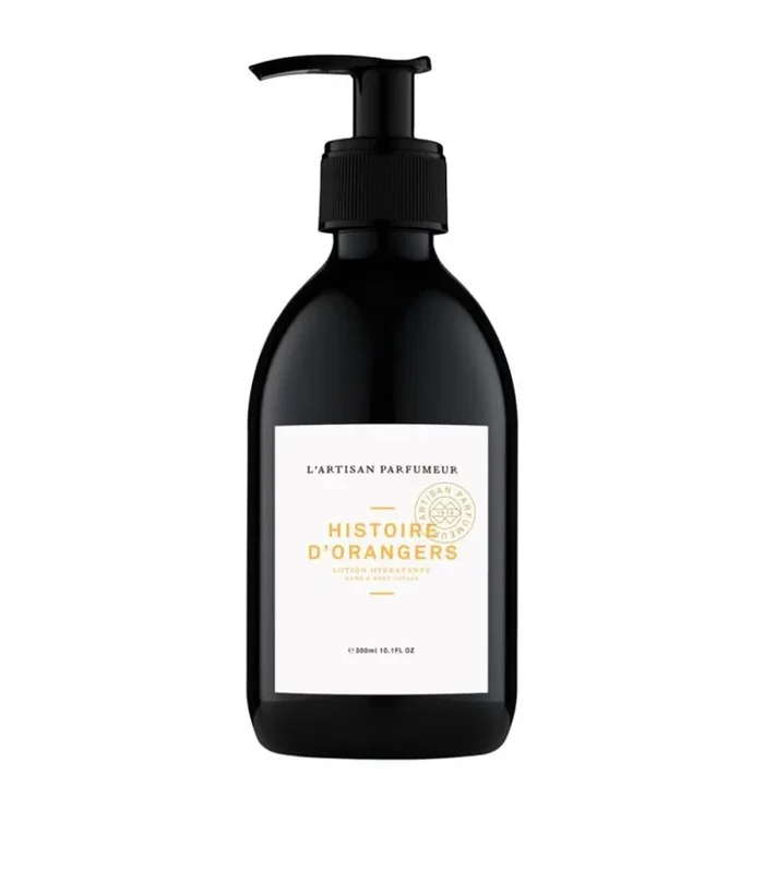 L’artisan parfumeur Histoire d’Orangers loción corporal hidratante 300 ml, fórmula suave para cuidar y nutrir la piel con aroma delicado y fresco.