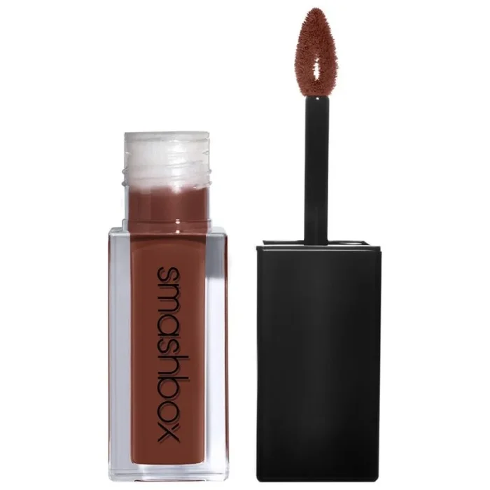 Labial líquido mate Smashbox Always On tono Badd color intenso fórmula de larga duración textura ligera y cómoda no transfiere acabado profesional 4 ml
