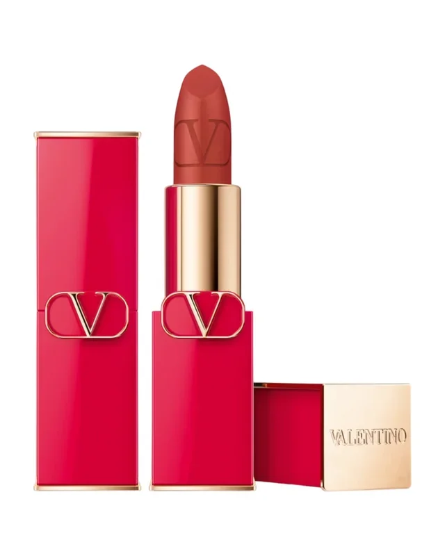 Lápiz labial cremoso mate Valentino Rosso 409A / Recargable, alta pigmentación y duración, textura suave y acabado mate, color intenso, 3.5 g