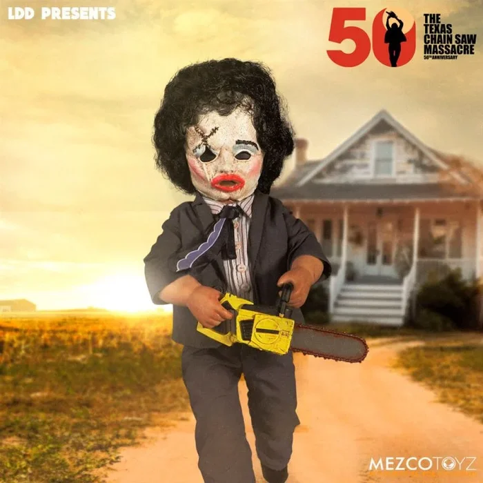 MEZCO TOYZ LLC Leatherface Deluxe Edition 50th Anniversary Fig. 26,5 cm The Texas Chainsaw Massacre 1974 Living Dead Dolls