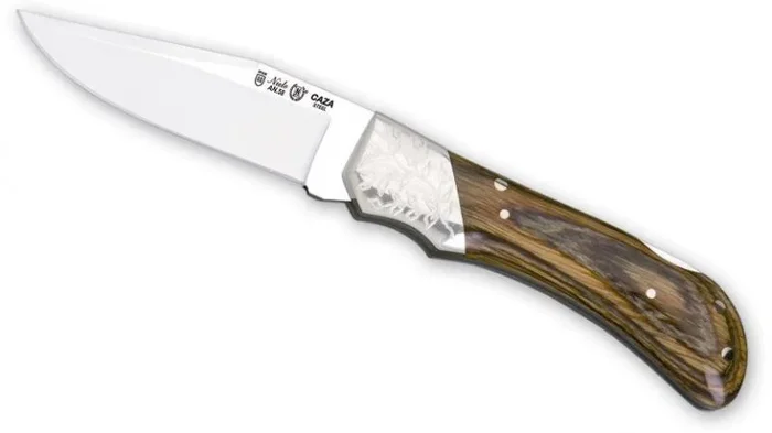 Navaja Caza 561 Miguel Nieto de 17,5 cms con hoja de acero de 8 cms y mango de Madera stamina, grabada a mano