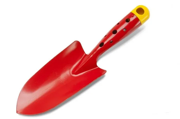 Pala ancha lacada para jardinería, marca Wolf-Garten, modelo LU, ideal para plantar y trasplantar, acero resistente, mango ergonómico, ligera, duradera y fácil de usar