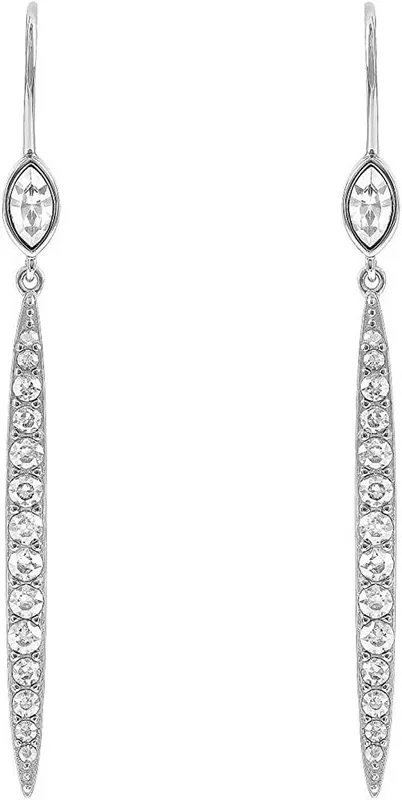 Pendientes Modelo Pendientes plateados con Swarovski. Marca ADORE