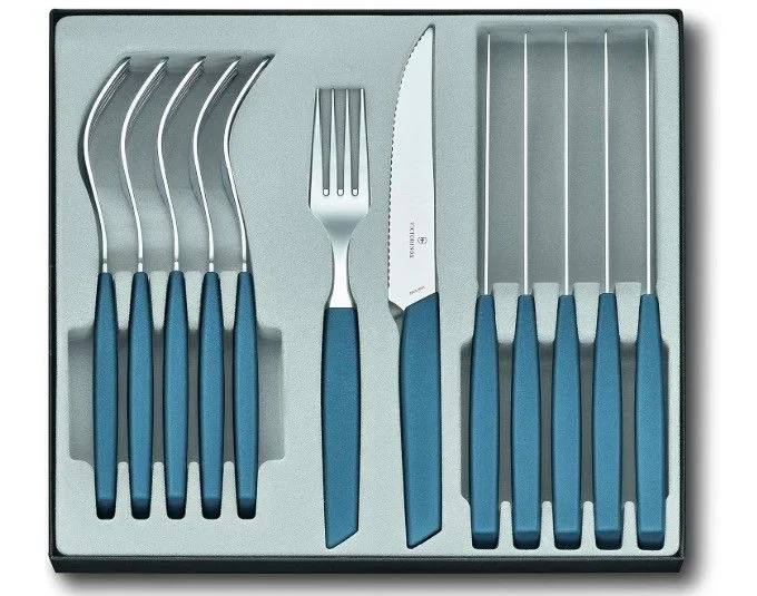 Set de mesa Victorinox Swiss Modern, 12 piezas para comidas diarias, cuchillos de filo dentado de 12 cm y tenedores ergonómicos, mangos sintéticos, azul.