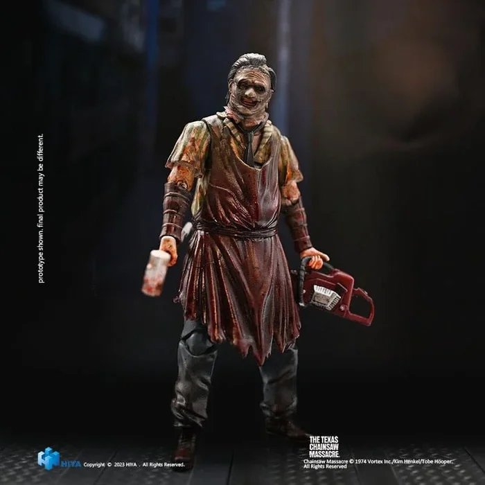 Texas chainsaw massacre (2003) figura 1/18 exquisite mini thomas hewitt slaughter version 11 cm