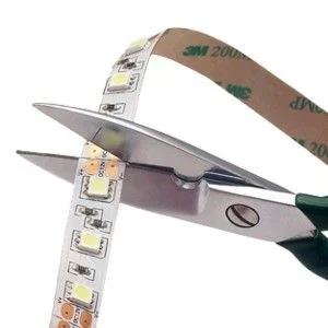 Tira LED 1mts 5050 12V 15W 60Led IP65 DH B CALIDO