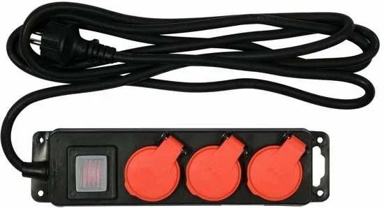 YATO, modelo YT-81241, Base múltiple 3m, 4 salidas AC, ideal para uso interior y exterior, diseño robusto y seguro, color Negro y Rojo, para conexiones eficientes.
